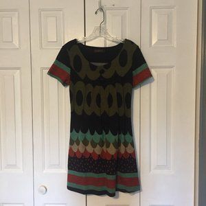 Colorful short sleeved dress